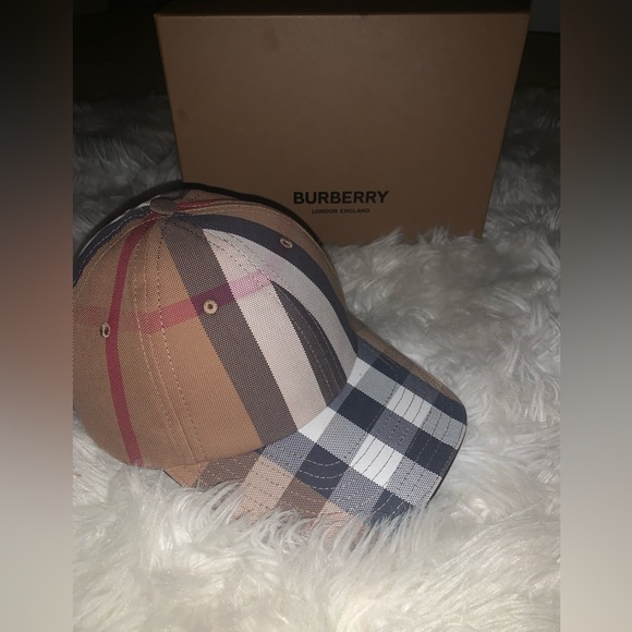 Burberry Embroidered Logo S unisex (+Box) - Picture 5 of 6